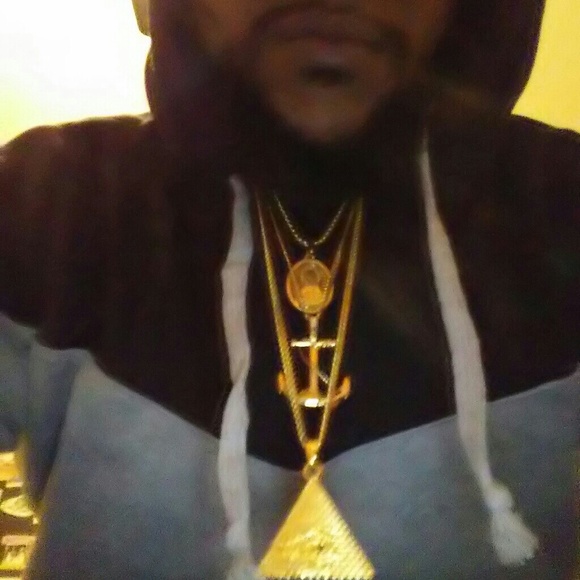 2 14k gold chains - Picture 4 of 5